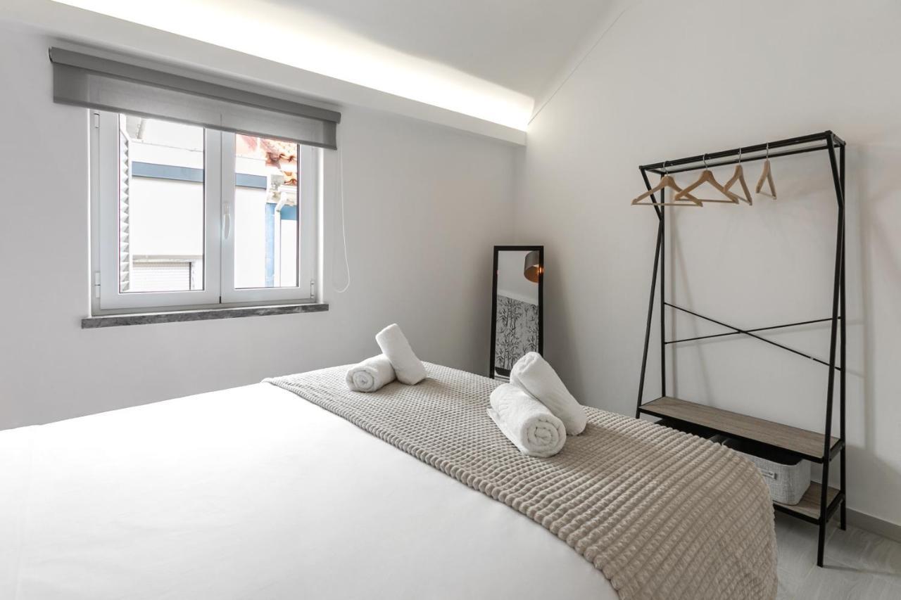Beach Alley Apartment Назаре Екстер'єр фото